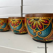 Load image into Gallery viewer, Mahogany Wooden Bowls Painted by Mustofa Art
